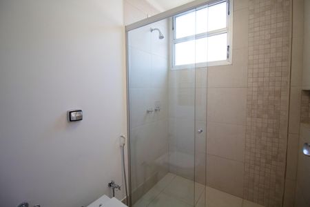 Apartamento à venda com 130m², 2 quartos e 1 vagaBanheiro da Suíte 1