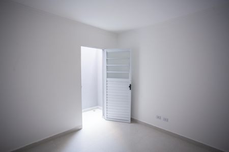 Quarto de kitnet/studio para alugar com 1 quarto, 27m² em Carandiru, São Paulo