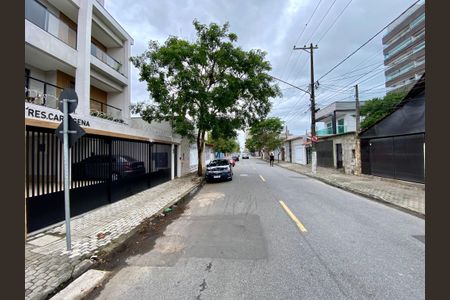 Casa de condomínio para alugar com 57m², 2 quartos e 1 vaga Casa de condomínio para alugar com 57m², 2 quartos e 1 vagaFachada