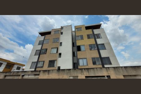 Apartamento para alugar com 100m², 3 quartos e 3 vagas Apartamento para alugar com 100m², 3 quartos e 3 vagasFachada