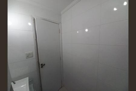 Apartamento para alugar com 120m², 2 quartos e 1 vaga Apartamento para alugar com 120m², 2 quartos e 1 vagaBanheiro