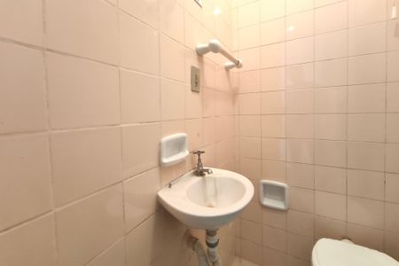 Casa à venda com 220m², 3 quartos e 1 vagaLavabo