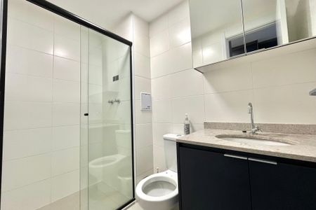 Studio à venda com 32m², 1 quarto e sem vaga Studio à venda com 32m², 1 quarto e sem vagaBanheiro