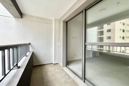 Varanda de kitnet/studio à venda com 1 quarto, 30m² em Vila Santa Catarina, São Paulo