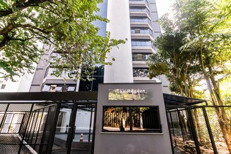 Apartamento à venda com 80m², 1 quarto e 1 vagaFachada e portaria