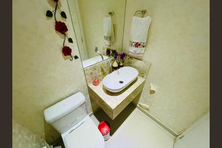 Apartamento à venda com 135m², 3 quartos e 2 vagasBanheiro 3