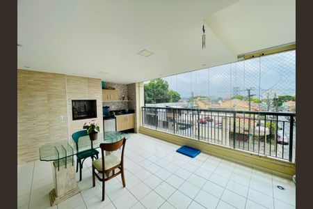 Apartamento à venda com 135m², 3 quartos e 2 vagasVaranda gourmet