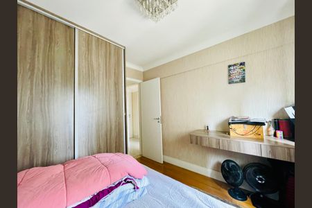 Apartamento à venda com 135m², 3 quartos e 2 vagasQuarto 3