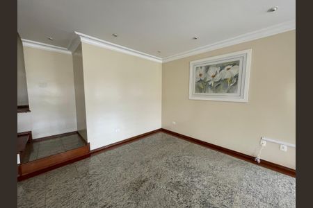 Casa de condomínio para alugar com 400m², 5 quartos e 6 vagasSala