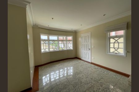 Casa de condomínio para alugar com 400m², 5 quartos e 6 vagasSala