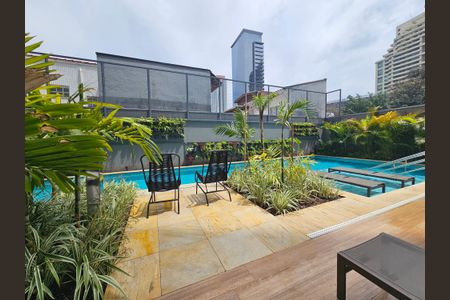 Studio à venda com 25m², 1 quarto e sem vagaÁrea comum - Piscina