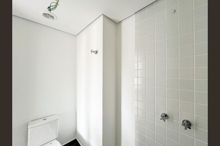 Apartamento à venda com 28m², 1 quarto e sem vaga Apartamento à venda com 28m², 1 quarto e sem vagaBanheiro