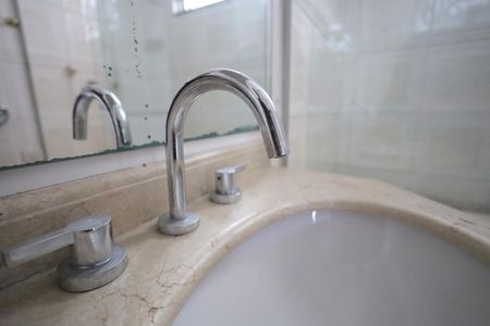 Casa à venda com 160m², 3 quartos e 2 vagas Casa à venda com 160m², 3 quartos e 2 vagasBanheiro 2