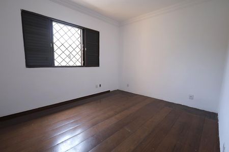 Casa à venda com 160m², 3 quartos e 2 vagas Casa à venda com 160m², 3 quartos e 2 vagasQuarto 1
