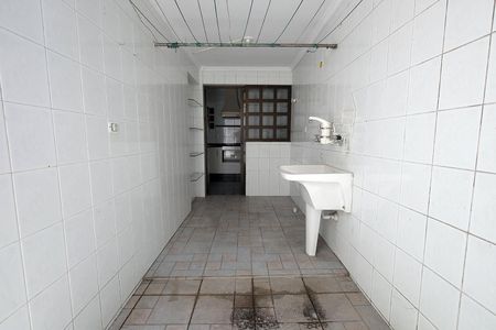 Casa à venda com 160m², 3 quartos e 2 vagas Casa à venda com 160m², 3 quartos e 2 vagasÁrea de Serviço