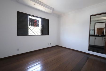 Casa à venda com 160m², 3 quartos e 2 vagas Casa à venda com 160m², 3 quartos e 2 vagasQuarto Suíte