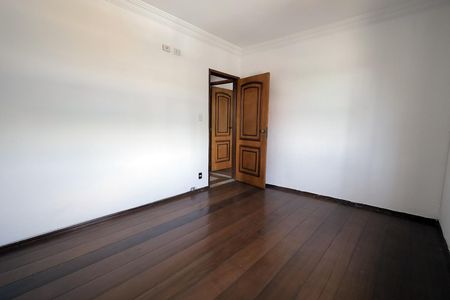 Casa à venda com 160m², 3 quartos e 2 vagas Casa à venda com 160m², 3 quartos e 2 vagasQuarto Suíte