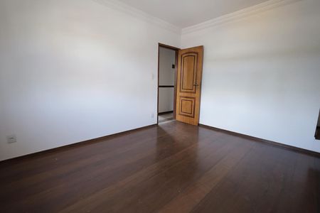 Casa à venda com 160m², 3 quartos e 2 vagas Casa à venda com 160m², 3 quartos e 2 vagasQuarto 2