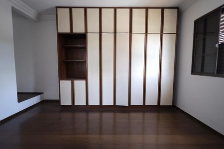 Casa à venda com 160m², 3 quartos e 2 vagas Casa à venda com 160m², 3 quartos e 2 vagasQuarto 2