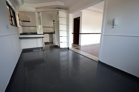 Casa à venda com 160m², 3 quartos e 2 vagas Casa à venda com 160m², 3 quartos e 2 vagasSala de Jantar