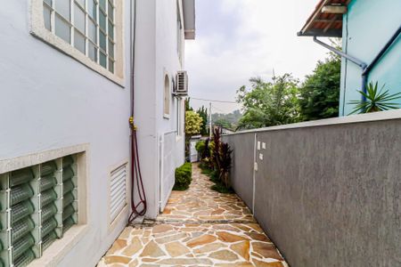 Casa para alugar com 550m², 5 quartos e 3 vagas Casa para alugar com 550m², 5 quartos e 3 vagasÁrea comum