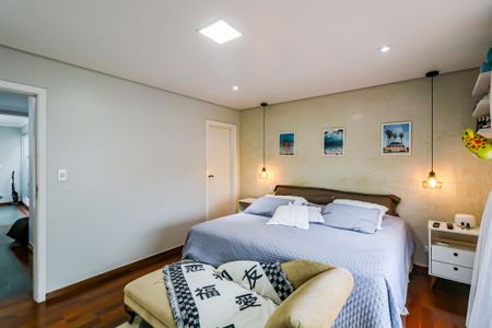 Casa para alugar com 550m², 5 quartos e 3 vagas Casa para alugar com 550m², 5 quartos e 3 vagasSuíte 1