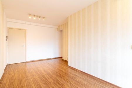 Sala de apartamento para alugar com 2 quartos, 64m² em Cambuí, Campinas
