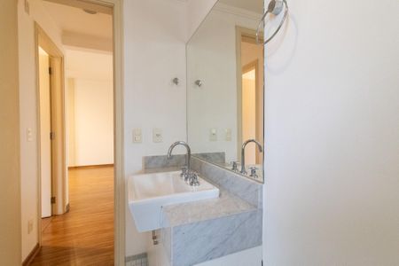 Apartamento para alugar com 64m², 2 quartos e 2 vagasBanheiro