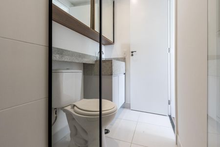 Apartamento para alugar com 28m², 1 quarto e sem vagaBanheiro da Suíte