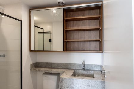 Apartamento para alugar com 28m², 1 quarto e sem vagaBanheiro da Suíte