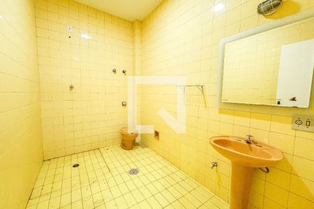 Casa para alugar com 216m², 3 quartos e 3 vagasBanheiro da Suíte