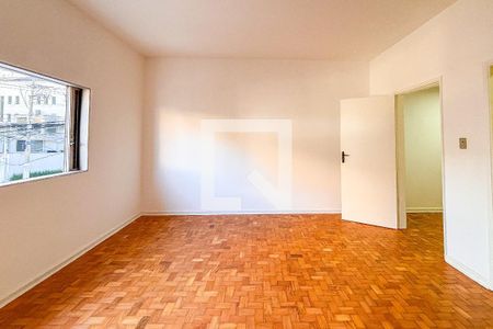 Casa para alugar com 216m², 3 quartos e 3 vagasSuíte 