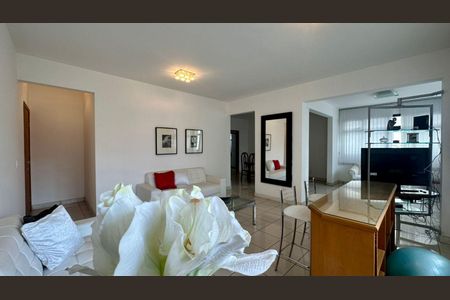 Apartamento à venda com 145m², 4 quartos e 2 vagasSala 