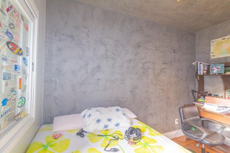 Casa à venda com 423m², 5 quartos e 3 vagas Casa à venda com 423m², 5 quartos e 3 vagasQuarto 1