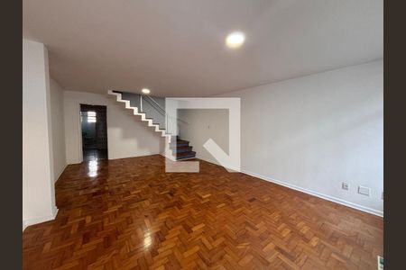 Sala de casa para alugar com 3 quartos, 217m² em Mirandópolis, São Paulo