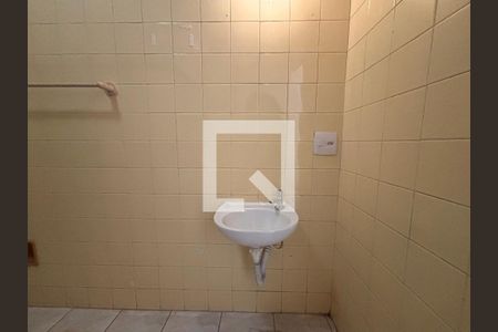 Casa para alugar com 217m², 3 quartos e 3 vagasBanheiro Social