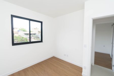 Apartamento à venda com 125m², 3 quartos e 4 vagasQuarto 2