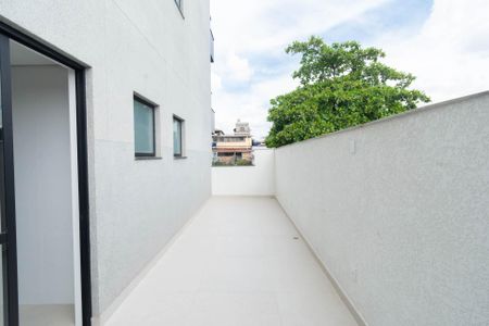 Apartamento à venda com 125m², 3 quartos e 4 vagasÁrea Privativa da Cozinha e Área de Serviço