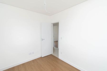 Apartamento à venda com 155m², 3 quartos e 4 vagas Apartamento à venda com 155m², 3 quartos e 4 vagasQuarto 1