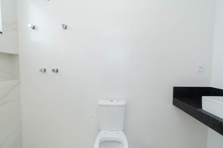 Apartamento à venda com 155m², 3 quartos e 4 vagas Apartamento à venda com 155m², 3 quartos e 4 vagasBanheiro da Suíte