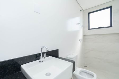 Apartamento à venda com 155m², 3 quartos e 4 vagas Apartamento à venda com 155m², 3 quartos e 4 vagasBanheiro Social