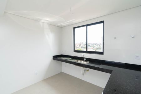 Apartamento à venda com 155m², 3 quartos e 4 vagas Apartamento à venda com 155m², 3 quartos e 4 vagasCozinha