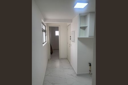 Apartamento à venda com 87m², 2 quartos e 1 vagaCorredor