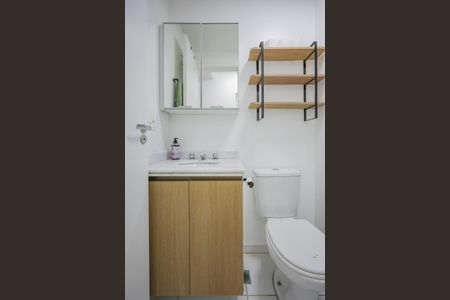 Apartamento para alugar com 67m², 2 quartos e 1 vagaBanheiro