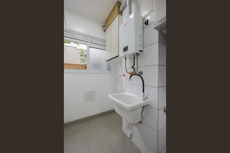 Apartamento para alugar com 67m², 2 quartos e 1 vagaÁrea de Serviço