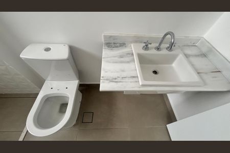 Apartamento à venda com 163m², 3 quartos e 3 vagasBanheiro da Suíte 2