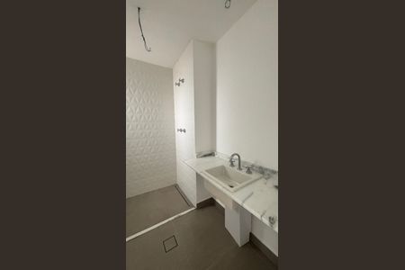 Apartamento à venda com 163m², 3 quartos e 3 vagasBanheiro da Suíte 1