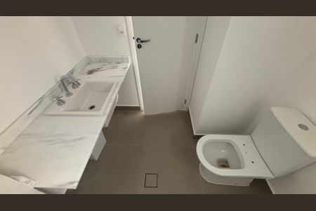 Apartamento à venda com 163m², 3 quartos e 3 vagasBanheiro da Suíte 1