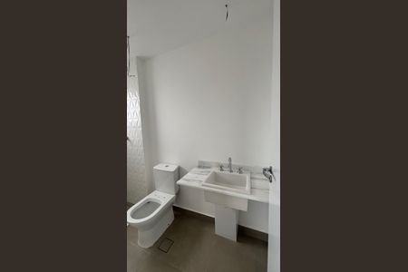 Apartamento à venda com 163m², 3 quartos e 3 vagasBanheiro da Suíte 2