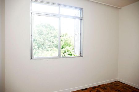 Quarto 1 de apartamento à venda com 2 quartos, 50m² em Centro Histórico, Porto Alegre
